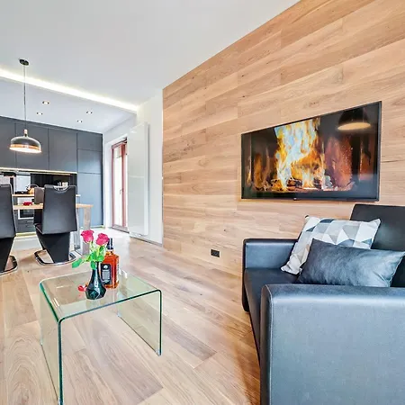 Homely Place Extens Poznan