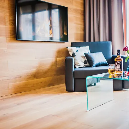 Homely Place Extens *